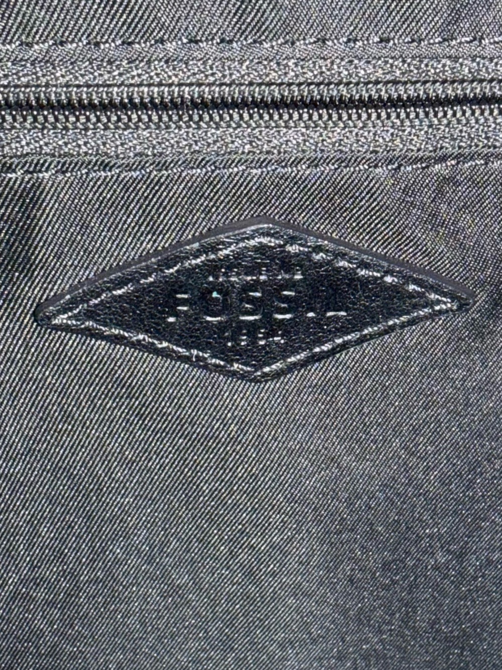 Fossil - Maya Medium Leather Hobo Bag - Black - Picture 7 of 8